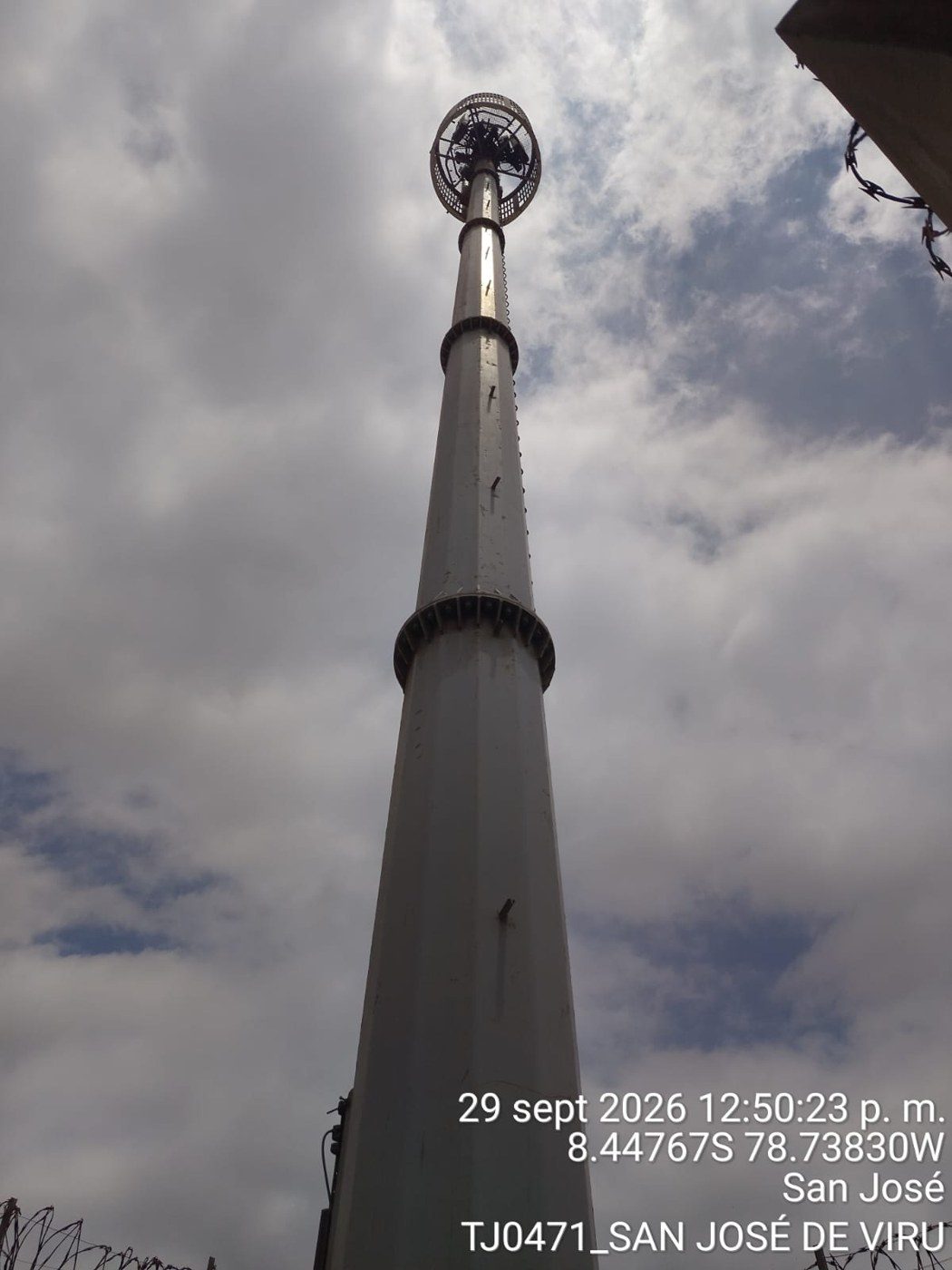 Torre de telecomunicaciones evaluada antes de la instalación de antenas 5G