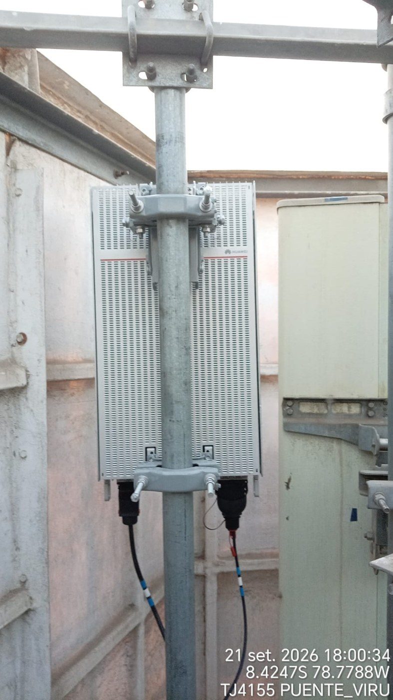 Instalación de antena activa AAU para red 5G